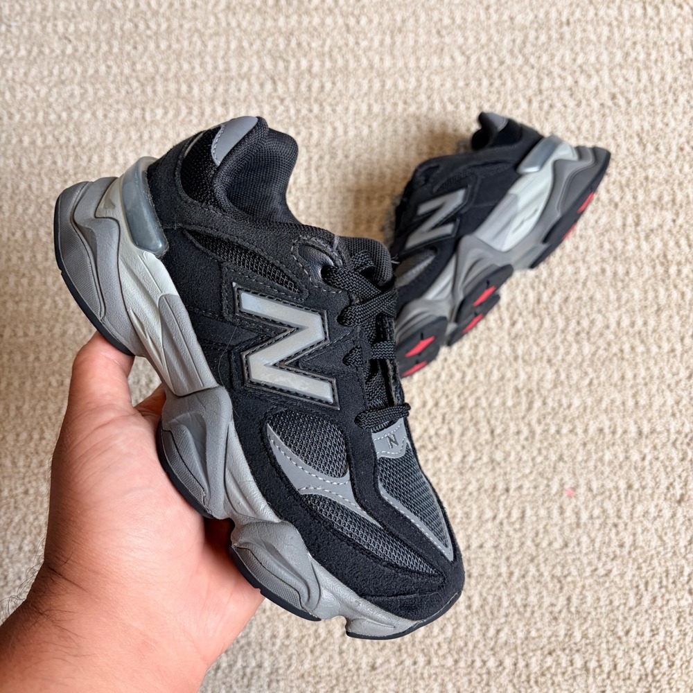 New Balance 9060 Black Phantom Grey Sneakers PC9060BK Kids 2Y Womens 3.5